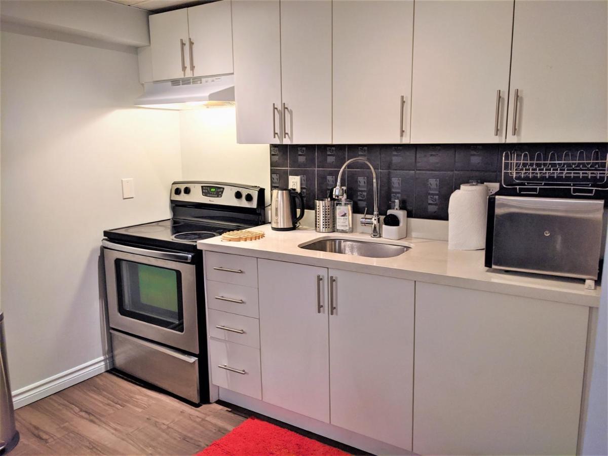 Bright Parkdale Court - Little Portugal W/ Free Parking Apartment Toronto Ngoại thất bức ảnh